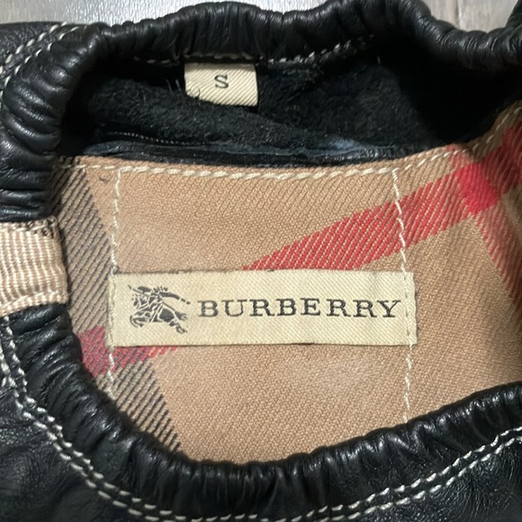 Burberry Fold Up Travel Slippers with Pouch Size S - Picture 9 of 12